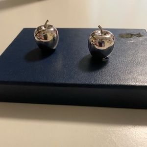 Mini apple table place-card holders